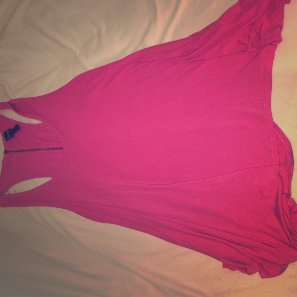 Pink flowy tank top